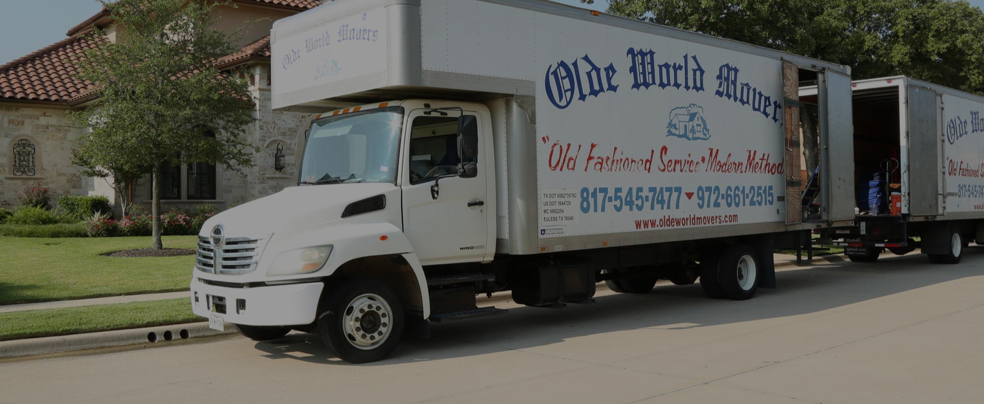 olde world mover moving truck
