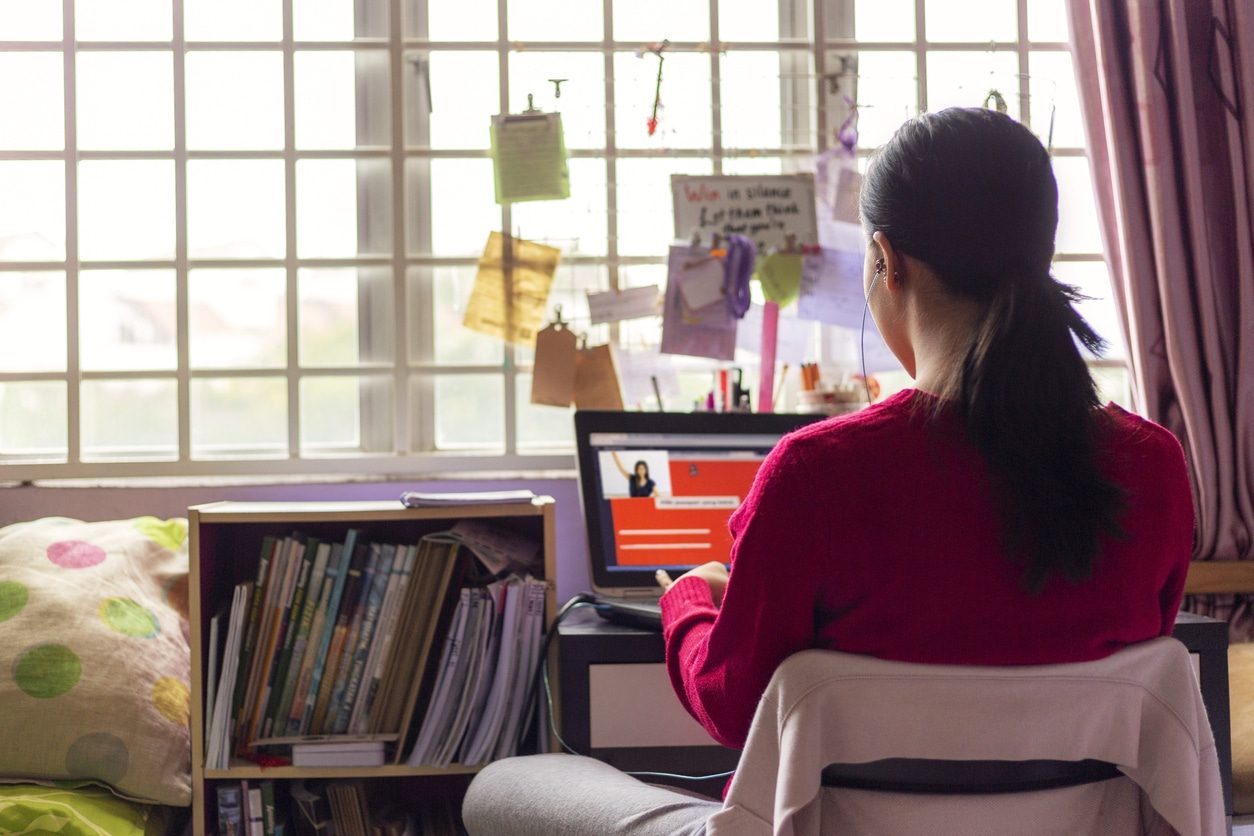 How to Set Up a Home Study Space for Your College Student